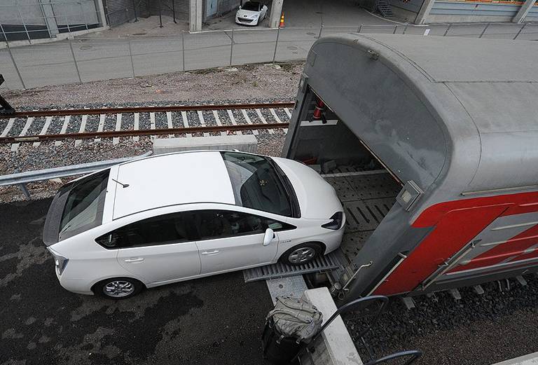 Железнодорожные перевозки машины сеткой из Сыктывкара в Жирновска